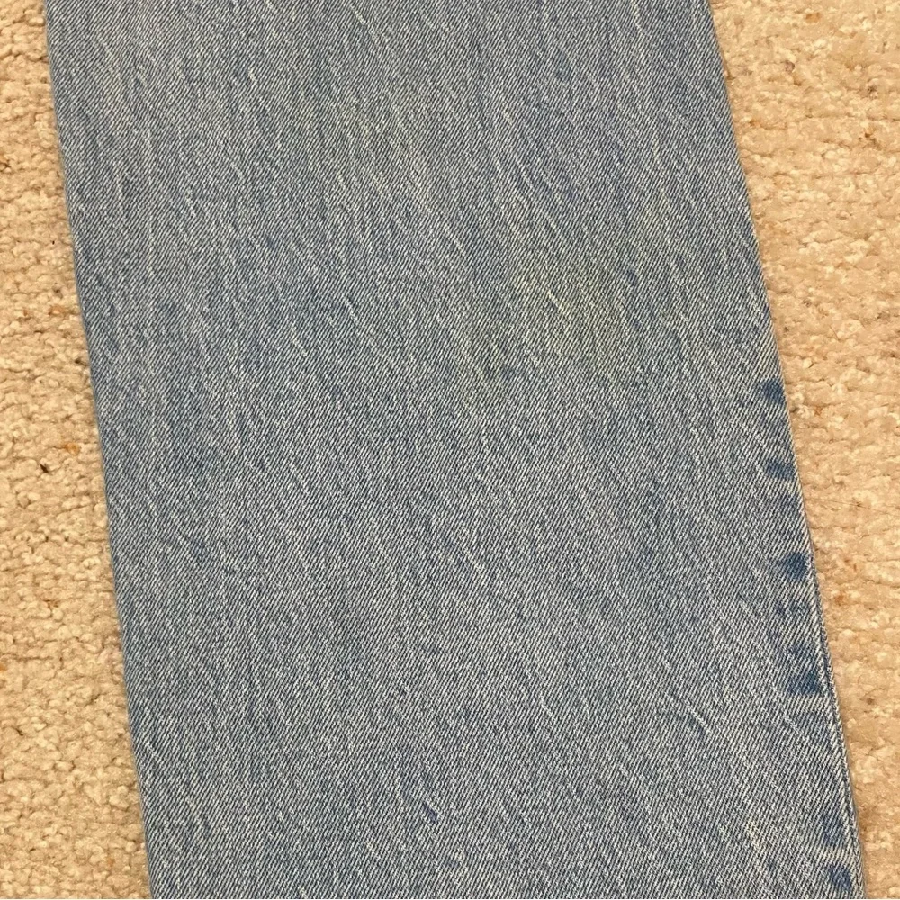 Levi’s Ribcage Straight Light Wash Denim Jeans, Button Fly, Women’s Size 25 - Picture 15 of 15